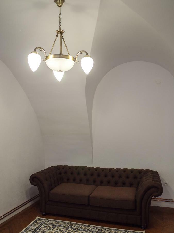 Gothic Central سيبيو المظهر الخارجي الصورة